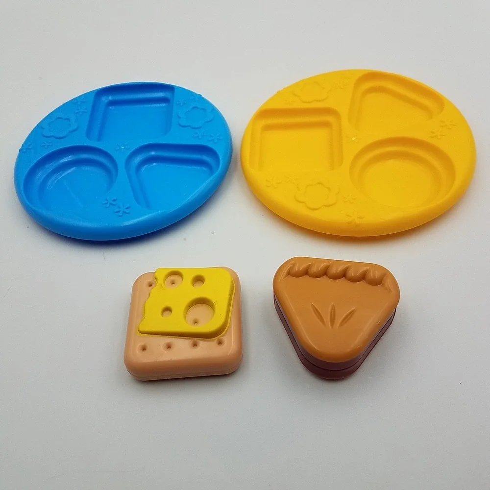 LeapFrog Shapes Sharing Picnic Basket Replacement Items Plates Parts Lot 4 items